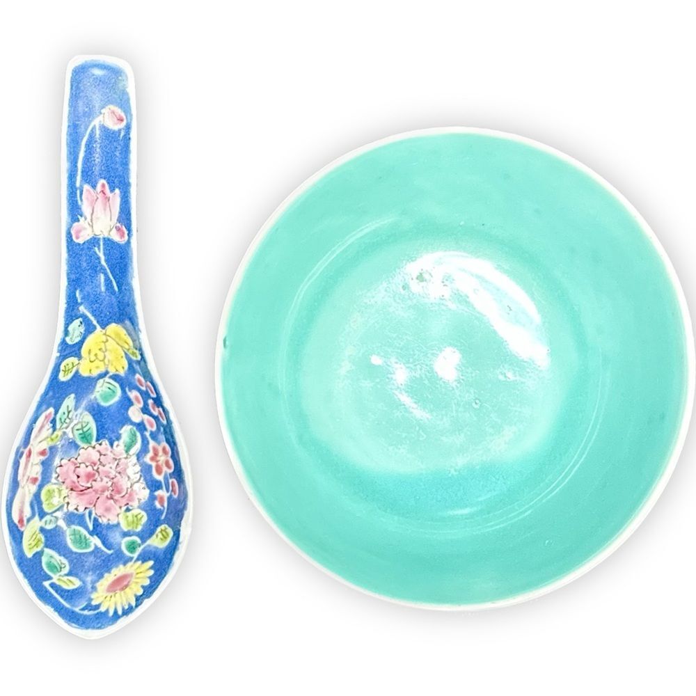 Vintage Famille Rose Blue Ground Millefleur Porcelain Rice Bowl & Spoon - Picture 5 of 10